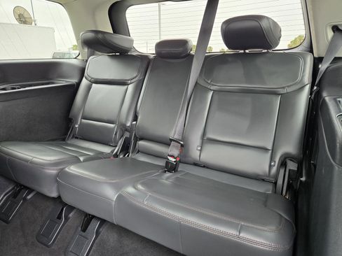 Used 2025 Ford Expedition Active RWD image 25