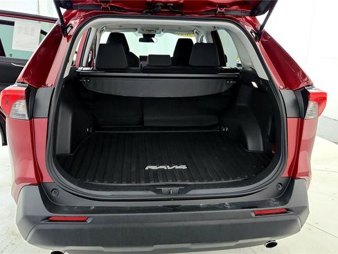 Certified 2025 Toyota RAV4 LE image 20