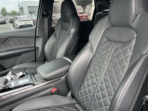 Certified 2023 Audi SQ7 Prestige AWD/4WD image 16