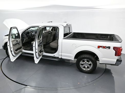 Used 2015 Ford F150 XLT w/ Equipment Group 302A Luxury AWD/4WD image 43