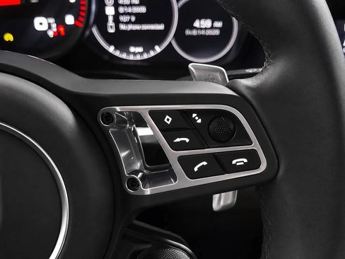 Used 2020 Porsche Cayenne Turbo AWD/4WD image 31