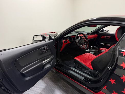 Used 2015 Ford Mustang GT w/ GT Performance Package RWD image 9