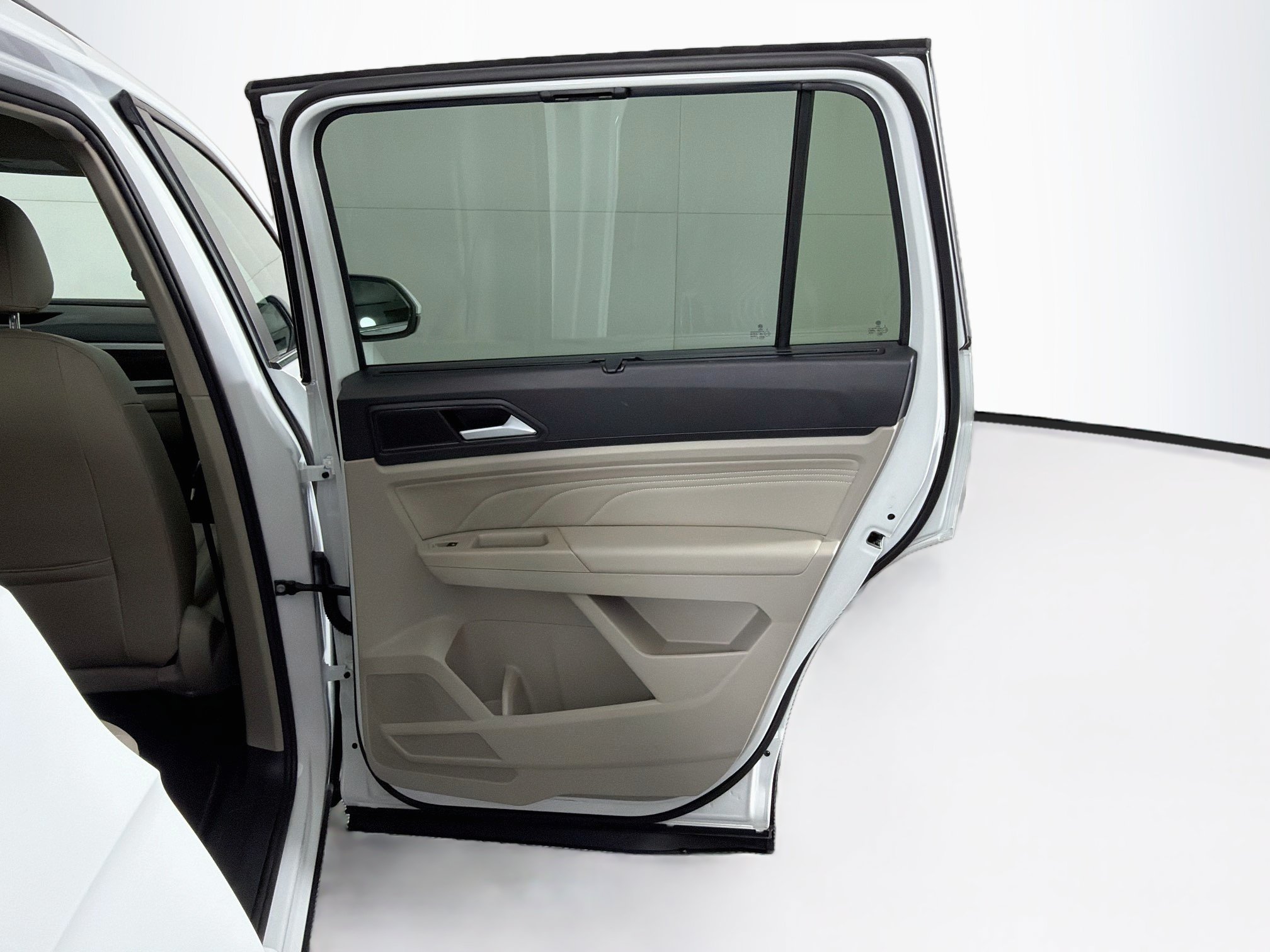 Used 2023 Volkswagen Atlas SE FWD image 31