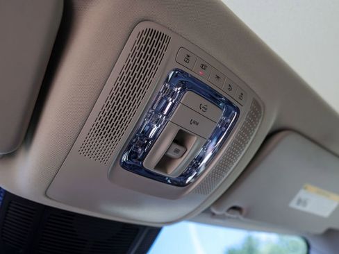 Used 2023 Mercedes-Benz GLS 450 4MATIC image 22