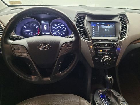 Used 2018 Hyundai Santa Fe Sport image 22