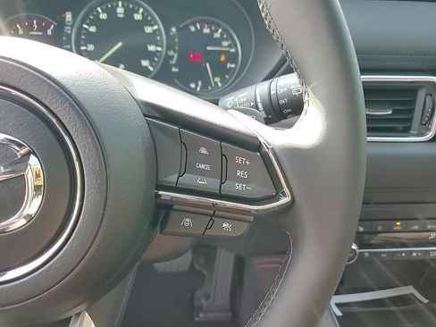 New 2025 MAZDA CX-5 Signature image 18