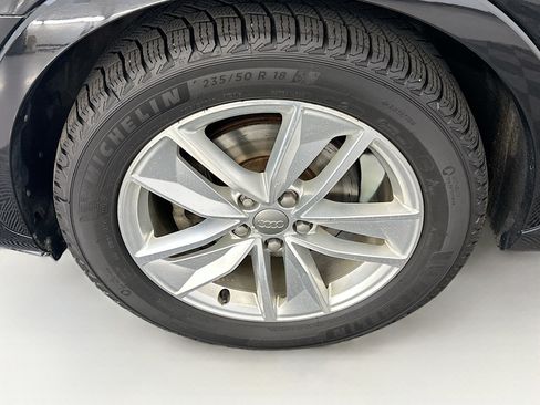 Used 2018 Audi Q3 2.0T Premium Plus w/ Premium Plus Package AWD/4WD image 11