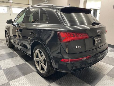 Used 2020 Audi Q5 2.0T Titanium Premium Plus w/ Premium Plus Package AWD/4WD image 8