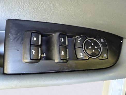 Used 2023 Lincoln Nautilus Reserve w/ Cargo Utility Package image 32