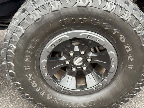 Used 2018 Ford F150 Raptor w/ Equipment Group 802A Luxury image 11