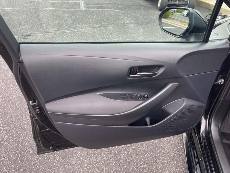 Used 2026 Toyota Corolla LE FWD image 14