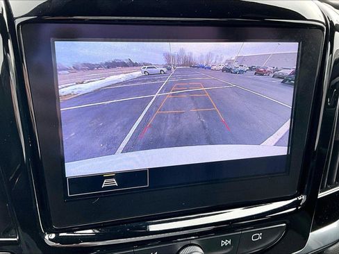 Used 2023 Chevrolet Traverse LT w/ Midnight/Sport Edition image 22