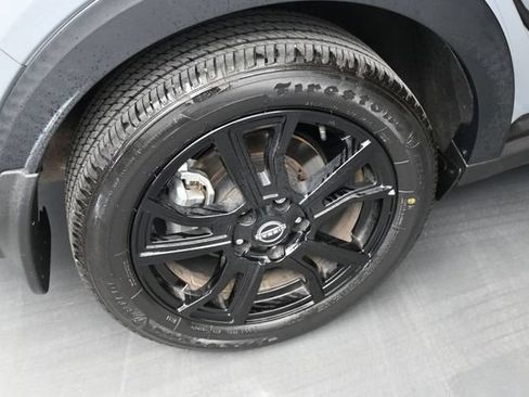 Used 2024 Nissan Kicks SR w/ SR Premium Package FWD image 52