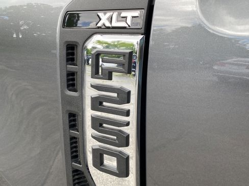 New 2026 Ford F250 XLT w/ XLT Premium Package AWD/4WD image 48