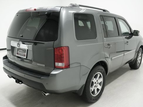 Used 2011 Honda Pilot Touring image 4