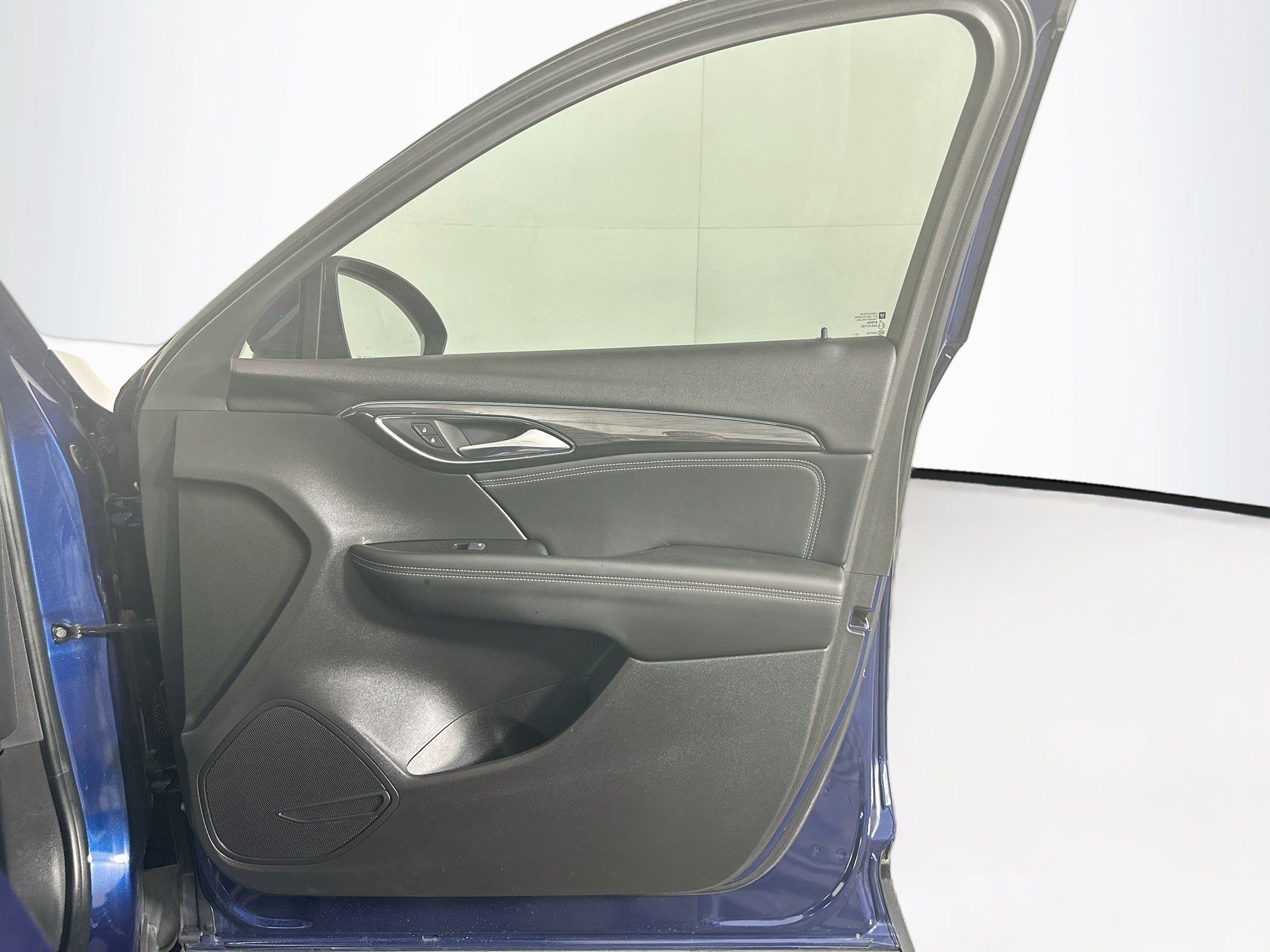 Used 2023 Buick Envision Preferred FWD image 33