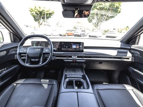 Used 2027 Kia Telluride S AWD/4WD image 23