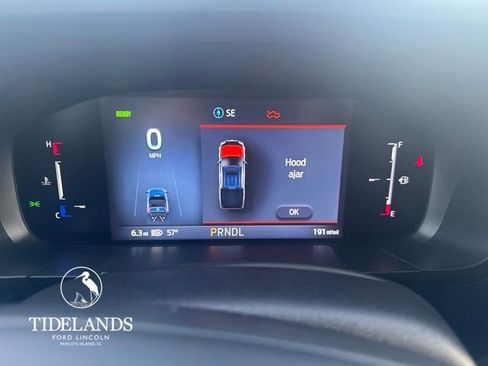New 2026 Ford Maverick XLT w/ XLT Luxury Package FWD image 18