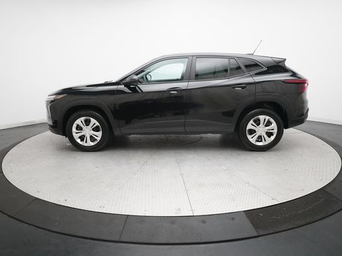 Used 2024 Chevrolet Trax LS FWD image 23