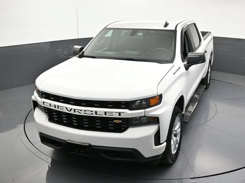 Used 2021 Chevrolet Silverado 1500 Custom AWD/4WD image 22