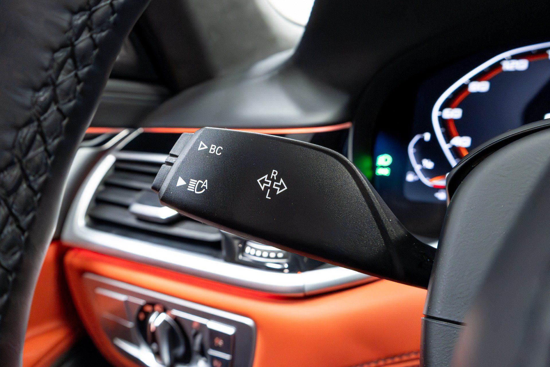 Used 2022 BMW M760i xDrive AWD/4WD image 69