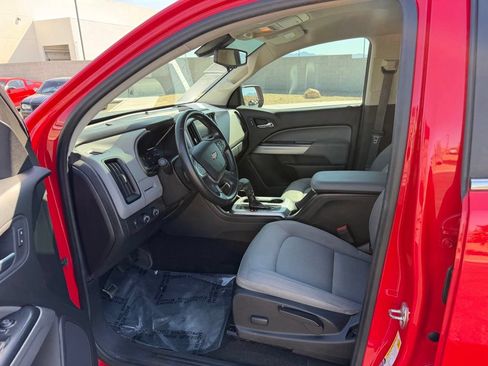Used 2016 Chevrolet Colorado LT AWD/4WD image 12