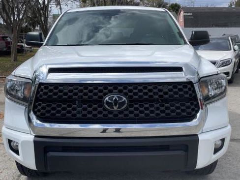 Used 2021 Toyota Tundra SR5 w/ SR5 Leather Package image 4
