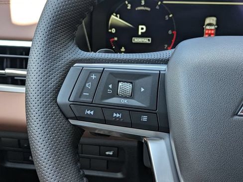 New 2026 Mitsubishi Outlander SEL FWD image 28