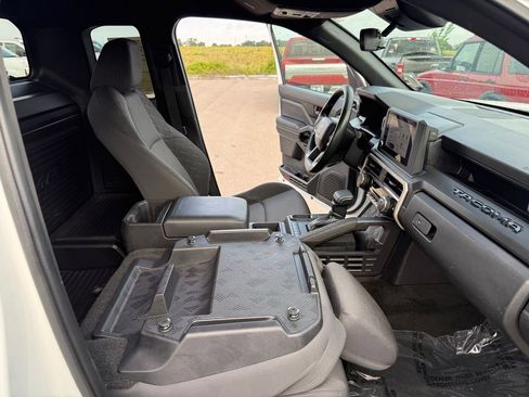 Used 2024 Toyota Tacoma SR RWD image 14