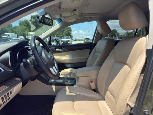 Used 2015 Subaru Outback 2.5i Limited AWD/4WD image 7