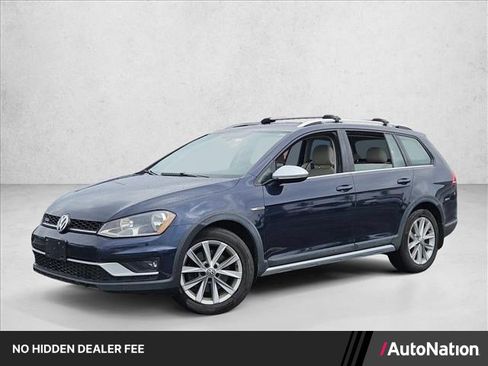 Used 2017 Volkswagen Golf Alltrack SE AWD/4WD image 1