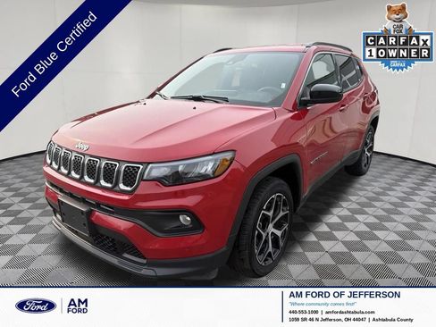 Used 2024 Jeep Compass Latitude AWD/4WD image 1