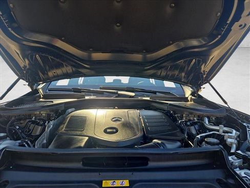 Certified 2025 Mercedes-Benz GLC 300 image 24