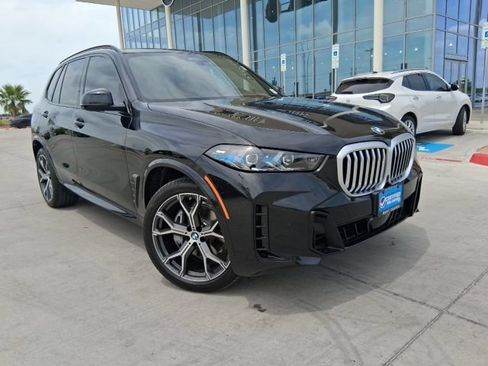 Used 2026 BMW X5 xDrive40i w/ M Sport Package AWD/4WD image 1