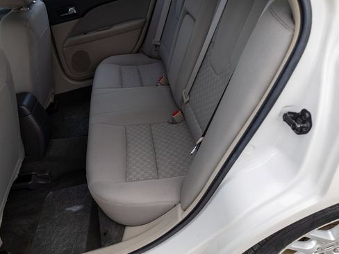 Used 2011 Ford Fusion S FWD image 11