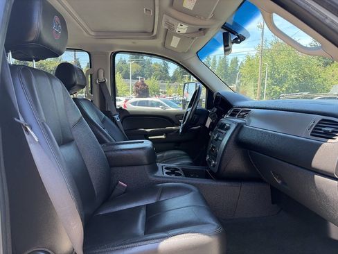 Used 2012 Chevrolet Silverado 2500 LTZ w/ LTZ Plus Package AWD/4WD image 16