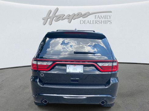 Used 2025 Dodge Durango GT w/ Blacktop Package AWD/4WD image 4