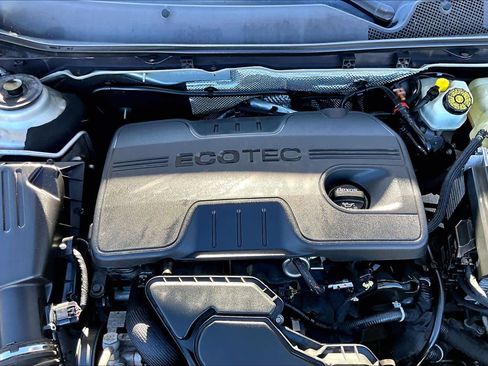 Used 2011 Buick Regal CXL image 33