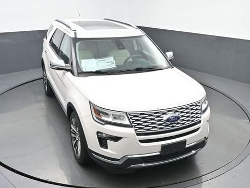 Used 2018 Ford Explorer Platinum AWD/4WD image 45