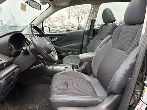 Used 2020 Subaru Forester Premium image 20