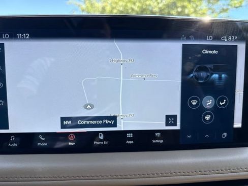 Used 2022 Lincoln Nautilus Reserve w/ Equipment Group 201A FWD image 22