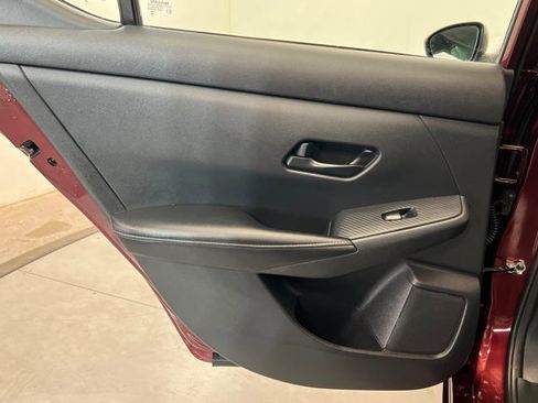 Used 2024 Nissan Sentra SV FWD image 18
