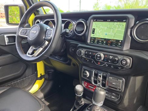 Used 2023 Jeep Wrangler Unlimited Rubicon 392 w/ Trailer Tow Package AWD/4WD image 9