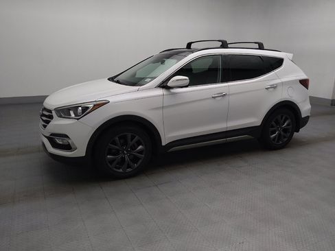 Used 2018 Hyundai Santa Fe Sport w/ 2.0T Ultimate Tech Package 05 FWD image 2