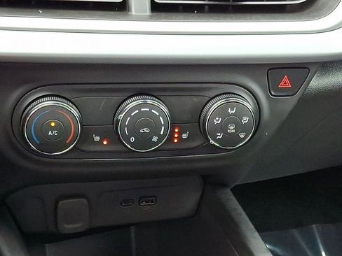 Certified 2025 Chevrolet Trax RS w/ Driver Confidence Package FWD image 15