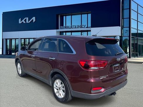 Used 2020 Kia Sorento FWD V6 image 4