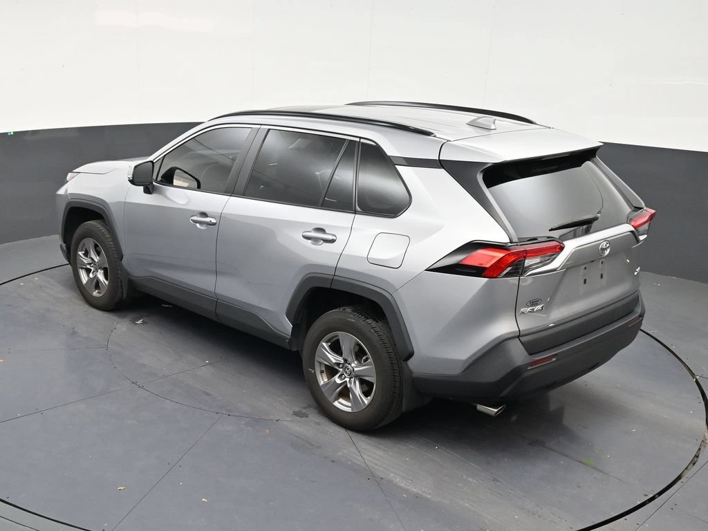 Used 2025 Toyota RAV4 XLE w/ Convenience Package FWD image 13