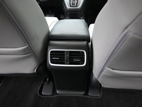 Used 2015 Honda CR-V Touring image 27