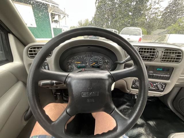 Used 2000 GMC Sonoma SL RWD image 11