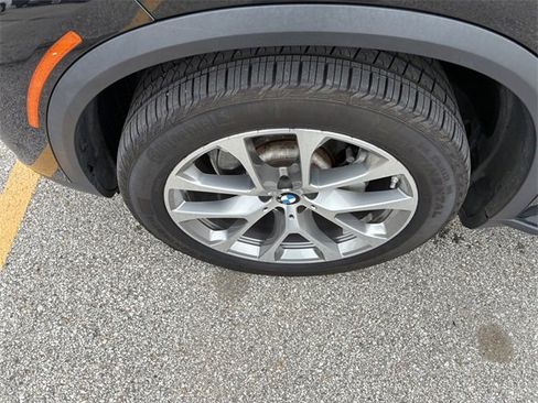 Used 2023 BMW X5 xDrive40i image 11